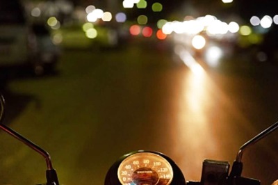 Bengaluru Bike Rider Gets Assaulted By Tempo Driver For No Reason, Shares Ordeal on Reddit