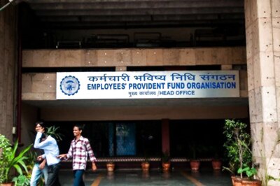EPFO Launches Helpline Services on WhatsApp, Here's How You Can Use It