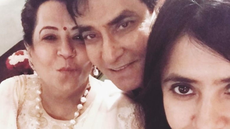 Jeetendra Holding His Wife Shobha's Bag Looks Like a Picture Perfect Moment