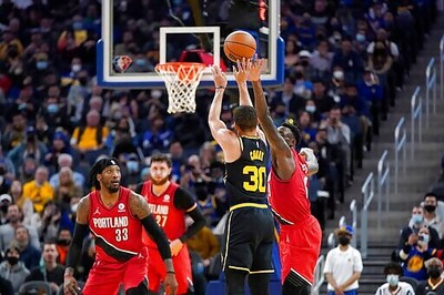 Stephen Curry Closes In On NBA 3-point Record