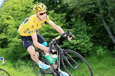 Chris Froome still alive and well after Pyrenees ambush