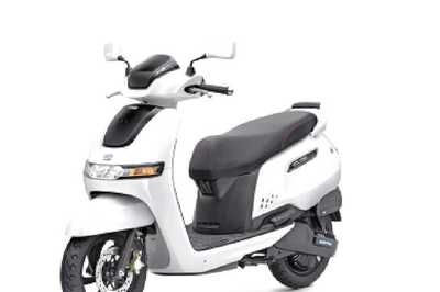 TVS iQube E-Scooter: Updated Booking Prices Announced, Loyalty Benefits for Customers
