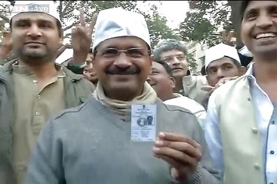 EC issues show cause notice to Arvind Kejriwal