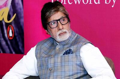 Big B Takes Out His 'Facebook Frustration' With a Hilarious Tweet
