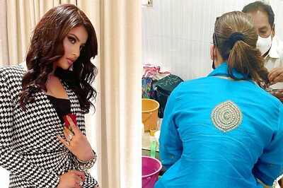 Urvashi Rautela Chops Hair in Support of Iran Protestors And Ankita Bhandari; Pics Go Viral