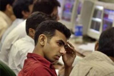 Investor's confidence, business dips low