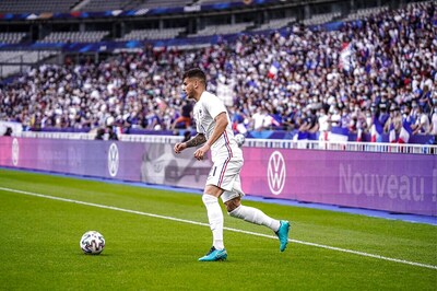 Bayern Munich's French Defender Lucas Hernandez has Knee Operation