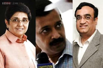 BJP, AAP go all out as campaigning for Delhi polls enters home stretch, war of words intensifies