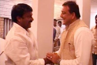 Amar Singh invites Chiranjeevi to form fourth front
