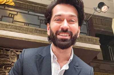 Bade Achhe Lagte Hai Actor Nakuul Mehta Hospitalised, To Take a Break From Show: Reports