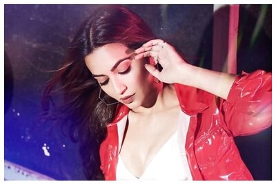 In Pics: Kriti Kharbanda Makes Heads Turn in an All-red Look