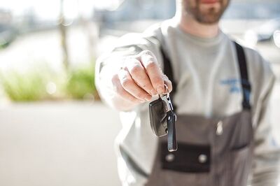 Top 10 Points First-Time Car Buyers Need to Keep in Mind Before Buying Their Dream Vehicle