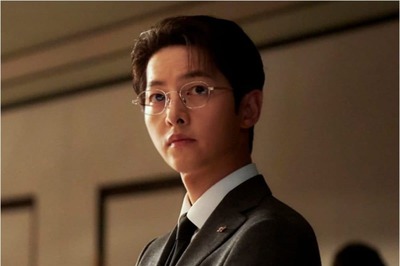 Reborn Rich Ep 1, 2, 3 Review: Song Joong-ki Starrer K-drama Is Not Your Karz or Om Shaanti Om