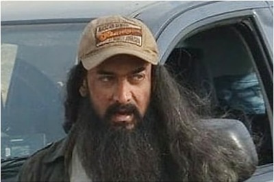 Aamir Khan Looks Like a Hobo in Leaked Pics from Laal Singh Chaddha Sets