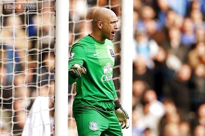 Everton keeper Tim Howard extends contract until 2018