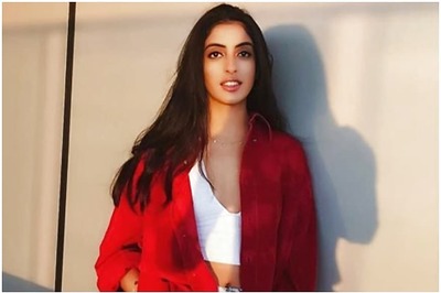 Navya Nanda Launches Healthcare Platform For Women, Abhishek and Shweta Bachchan are Excited for Her