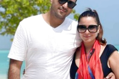 Shraddha Arya Shares Jaw-dropping Bikini Photos From her Honeymoon in Maldives