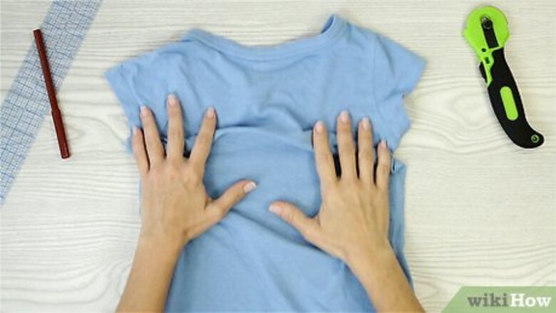 How to Cut T‐Shirts for Craft Projects