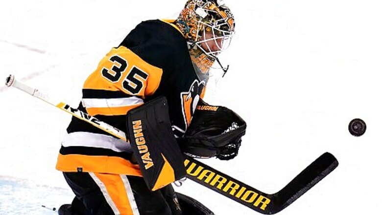 Moore's 2nd Goal Helps Kings Beat Penguins 4-3; Crosby 498th