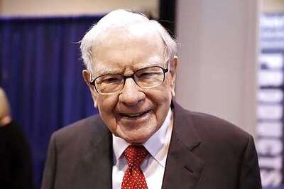 Berkshire slashes Wells Fargo, JPMorgan stakes; adds Barrick Gold