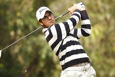 Bhullar makes cut, but slips to tied 44th