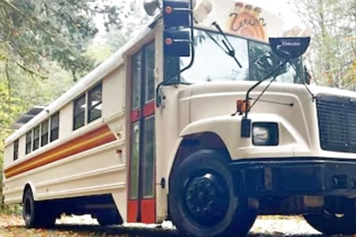 Canada Couple Transforms Bus Into Apartment To Cut Down On Expenses