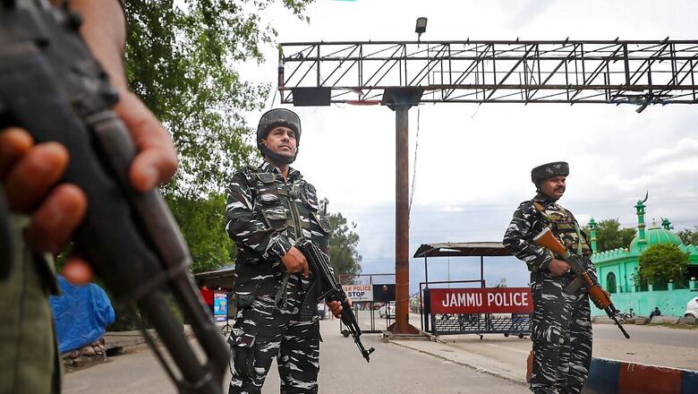 CRPF Records 10 Suicides in 23 Days Across Elite Units; Supervising Officer May Face the Heat Now