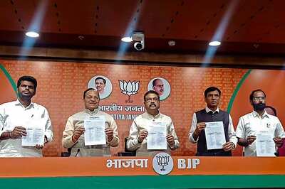 Et Tu, BJP? Election Compulsions Force Saffron Party to Offer Tickets to Dynasts in High-Voltage K'taka Polls