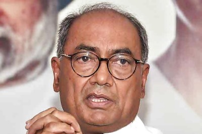 Kiran Bedi was critical of BJP just a year ago, says Digvijaya Singh