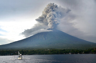 Flights Resume as Bali's Volcano-hit Airport Gets Back to Business