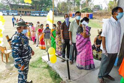 Outsiders or Bengal's own? Spotlight on Hindi-Speaking Voters in Game of New Narratives