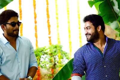 Allu Arjun Sends Jr NTR Hugs In Return of Birthday Wishes, RRR Star Replies 'Only Hugs? Where's The...'