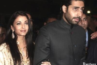 Marriage sounds so scary: Abhishek