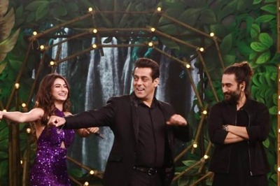 Bigg Boss 15: Palak Tiwari Teaches Salman Khan Dance Steps, Harsh-Bharti's Banter Light Up the New Year Special Episode