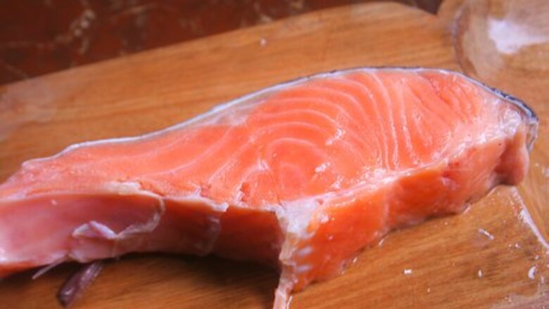 How to Prepare Crab Stuffed Salmon