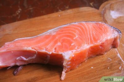 How to Prepare Crab Stuffed Salmon