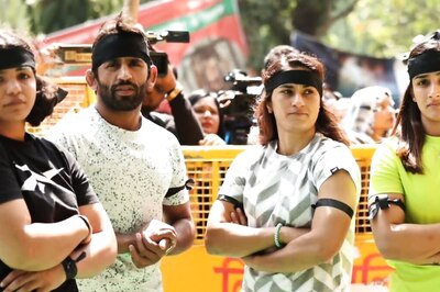 Protesting Wrestlers Wear Black Bands as Mark of Protest, Call it a 'Black Day'