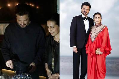 Anil And Sunita Kapoor Celebrate 36th Anniversary; Daughters Sonam, Rhea Shower Love On Them