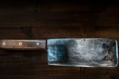 Paris Police Shoot Dead Meat Cleaver-Wielding Man Who Threatened Them