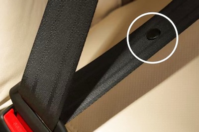 Ever Noticed A Small Button On A Car's Seat Belt? Here’s Why It's There