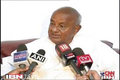 After Manmohan, Modi invites HD Deve Gowda for chat over tea