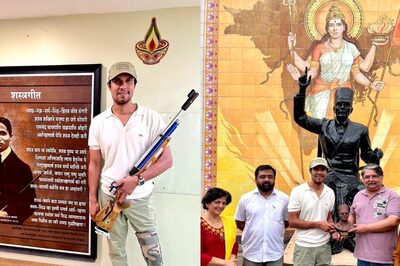 Randeep Hooda Visits Swatantrya Veer Smarak After Wrapping Savarkar; Meets The Ideologue's Family