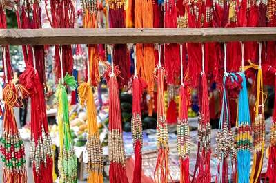 Raksha Bandhan 2024: Choose the Perfect Rakhi Colour Based on Your Brother's Zodiac Sign!