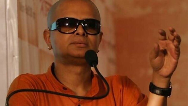 Rituparno Ghosh's voice-over in Tagore's radio play 'Streer Patro'