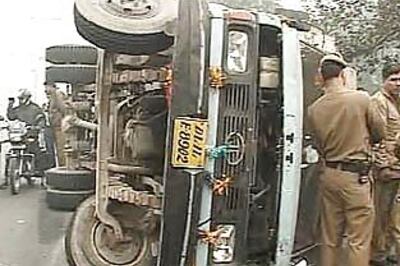 School van overturns in Capital, 8 injured