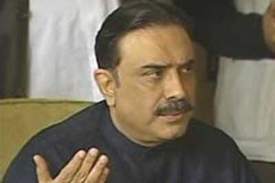 Zardari cleared in all graft cases, can be PM now