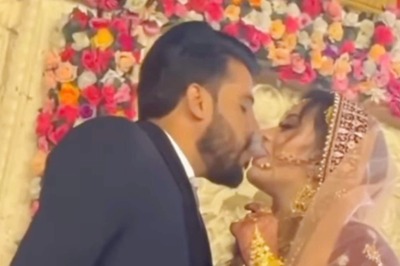 Viral Video Shows Bride And Groom Sharing Hookah Kiss, Internet Divided