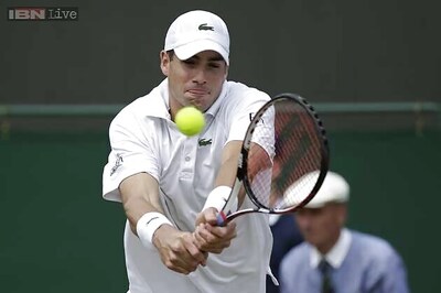Top seeded John Isner bounced in Hall of Fame quarters