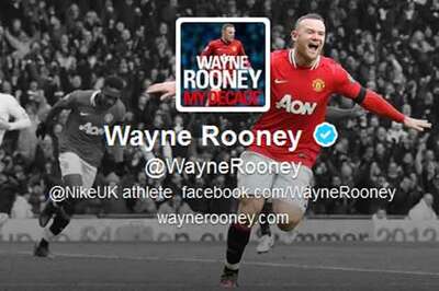 Rooney removes Manchester United credentials on Twitter