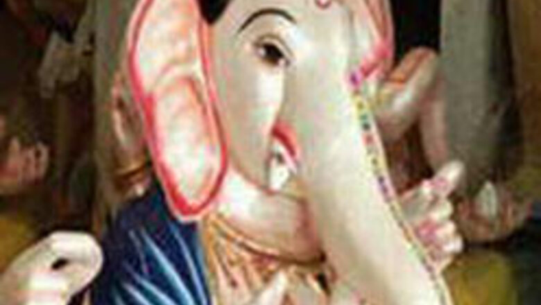 Lord Ganesha appears on Bihar tree